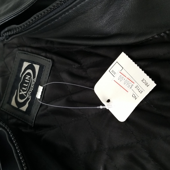 L - Jacket - Picture 13 of 13